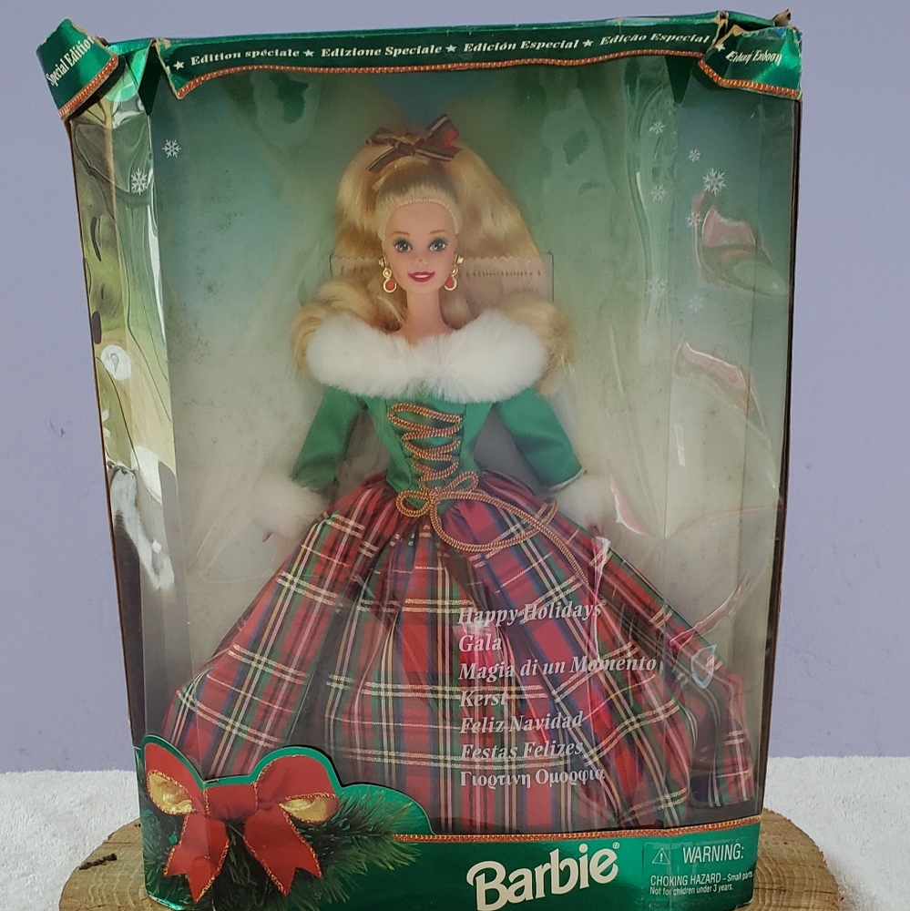 1995 Happy Holidays Gala Barbie, vintage